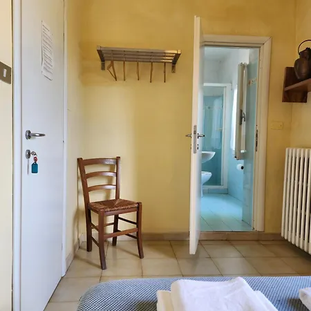 Privat bolig Hostal Singola Poggio (Livorno)